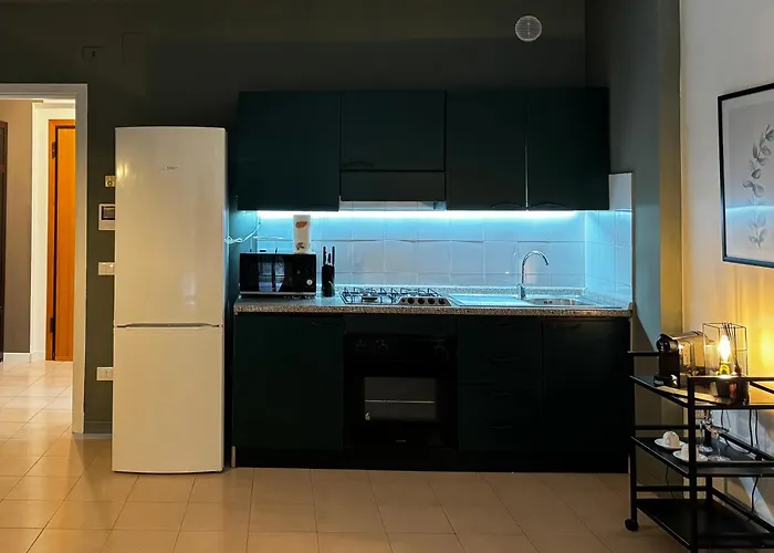 Апартаменты Elegant With Balcony, Free Parking, & Wifi Перуджа